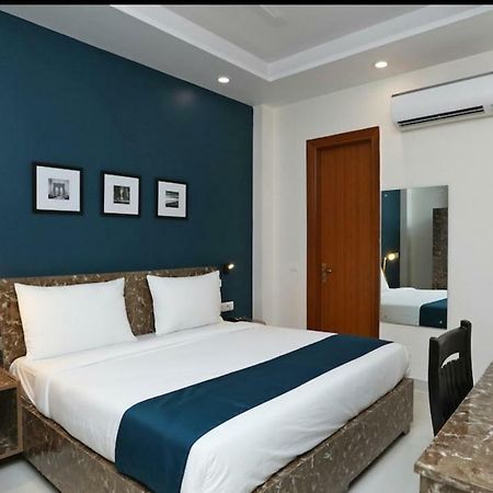 Hotel Galaxy Inn Gurgaon Eksteriør billede